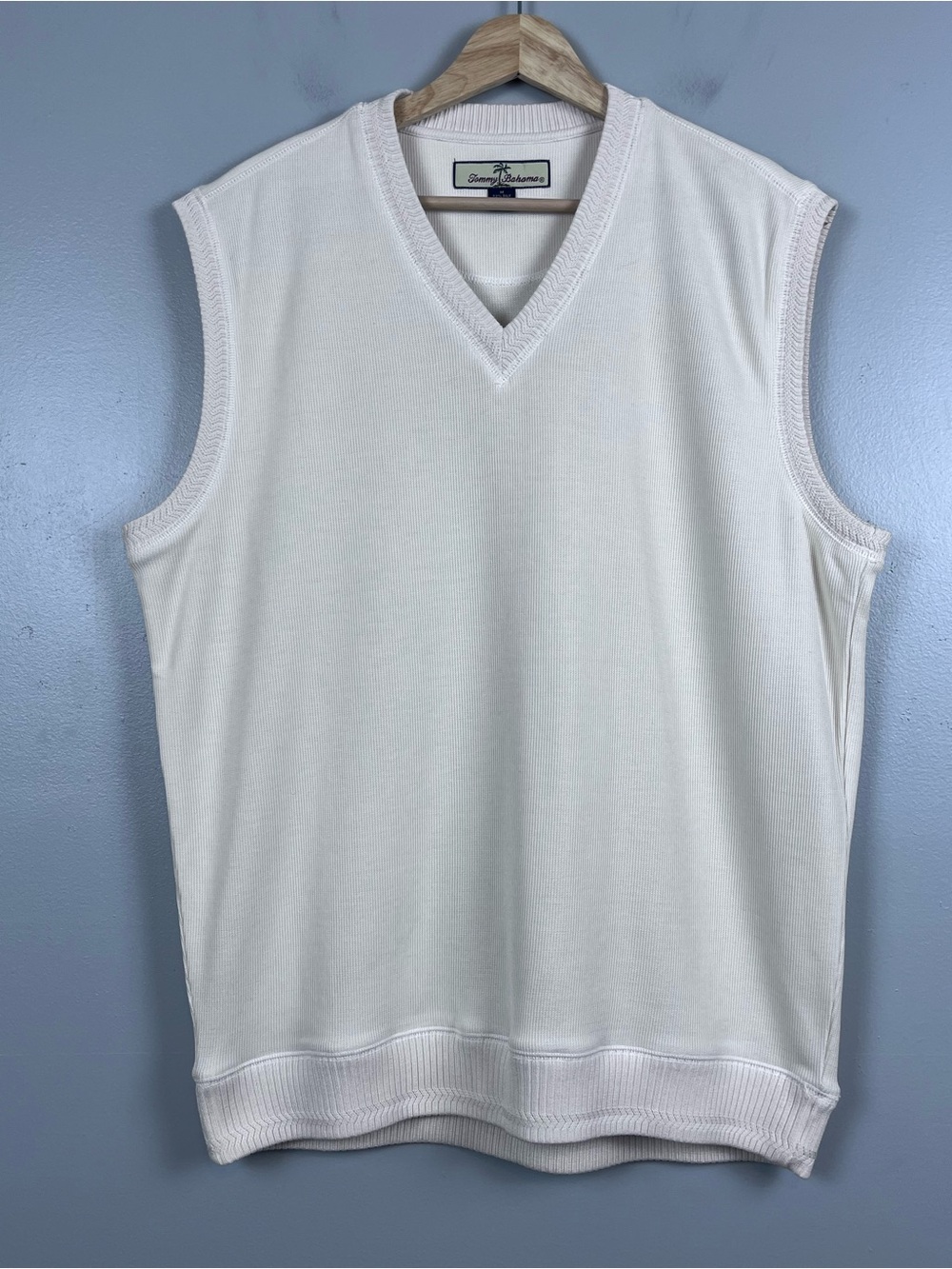 Tommy Bahama Men's Silk & Cotton Blend Knit V-Neck Vest Size M; Golf, Resortwear
